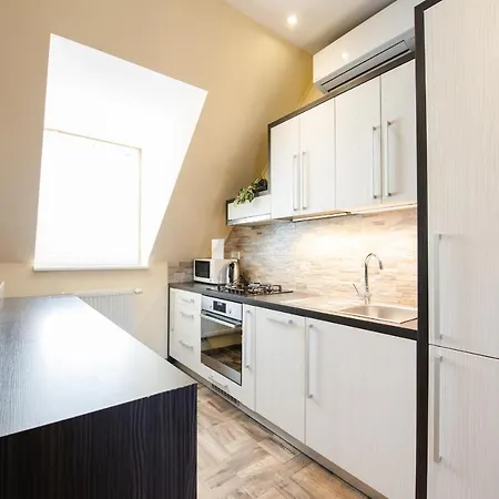 아파트호텔 Brigitte 브라티슬라바