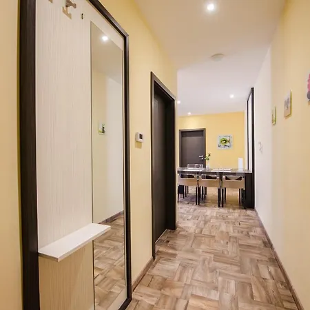 Aparthotel Brigitte 3*