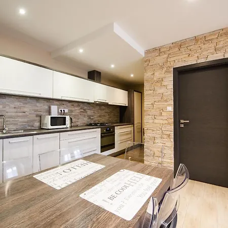 Brigitte 브라티슬라바