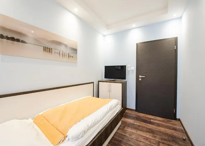 Brigitte Aparthotel 3*