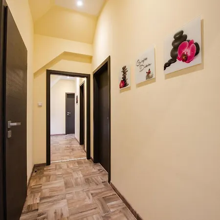 Апарт-отель Brigitte Братислава